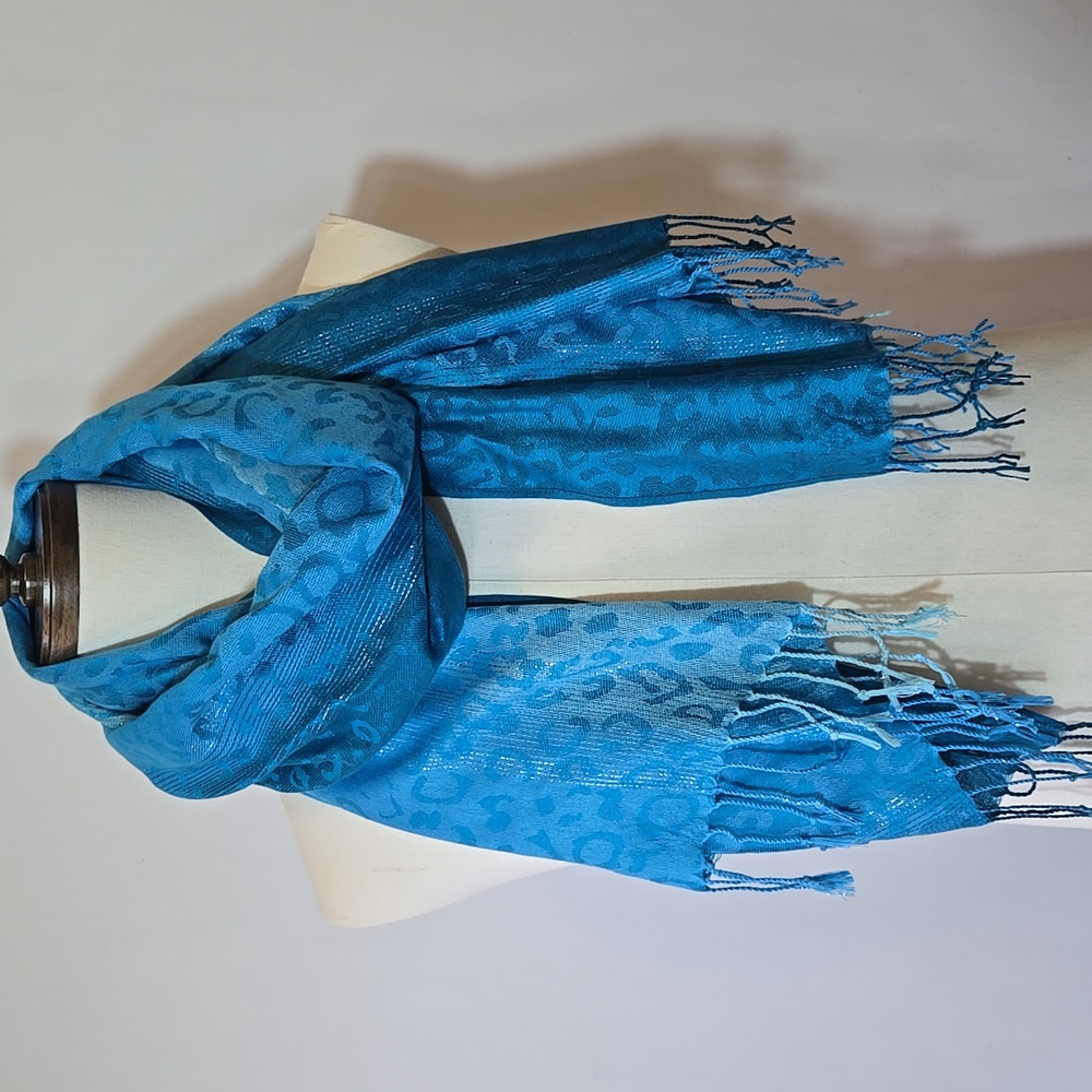 Pashmire Blue Ombre Leopard Animal Print Fringed‎ Scarf Wrap Classy